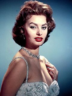 Fake nude loren sophia Sophia Loren